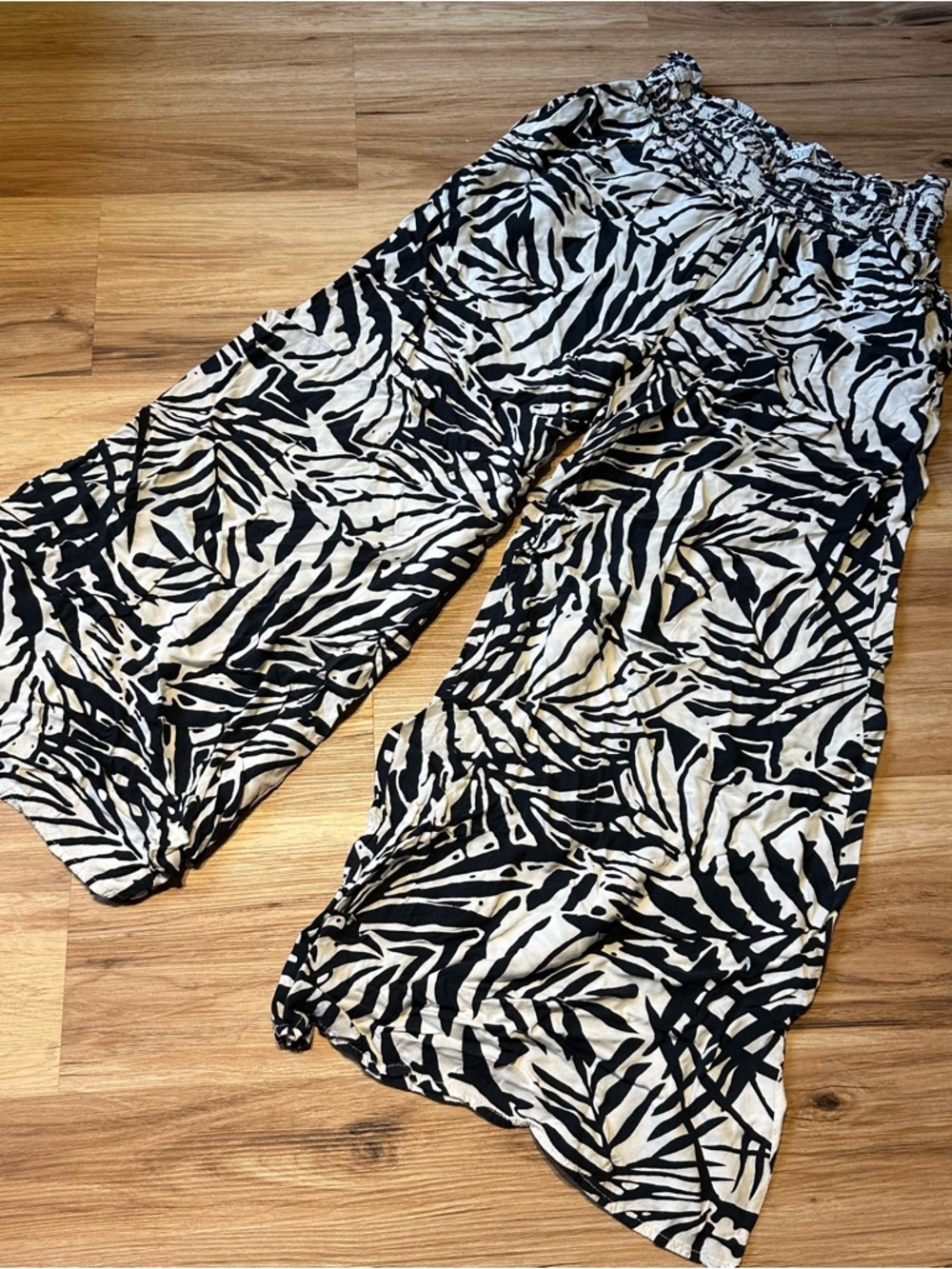 Patrons of Peace Black & White Tropical Print Wide-Leg Pants